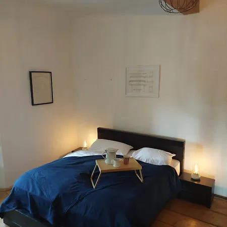 Cool Flat At Renaissance Castle - 3br *