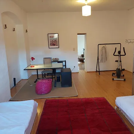 Apartman Cool Flat At Renaissance Castle - 3br