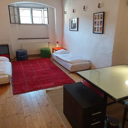 Cool Flat At Renaissance Castle - 3br Apartament Ilz